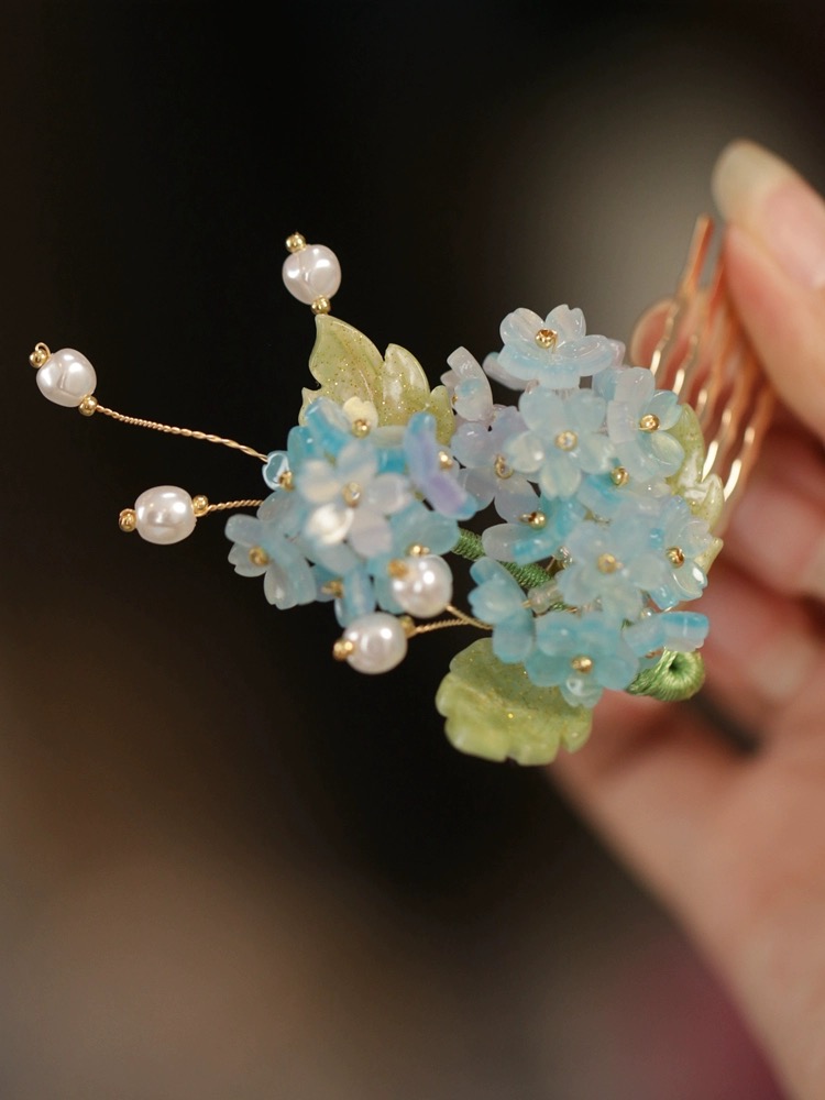 Blue hydrangea hair comb