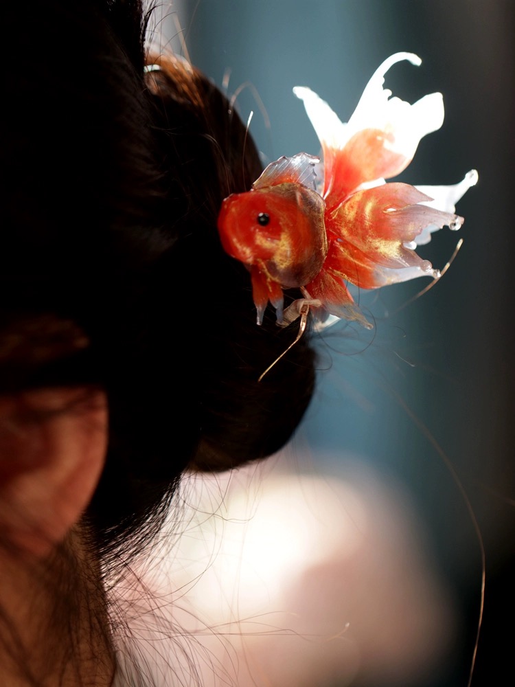 Koi model hairpin - Image 3