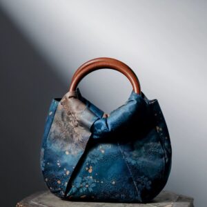 Wooden Handle Handbag with Gambiered Guangdong gauze