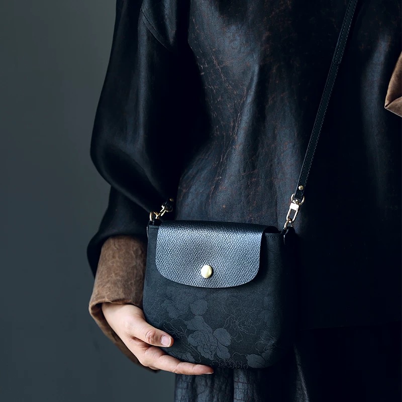 Gambiered Guangdong Gauze Cowhide Leather Handbag 1# - Image 5