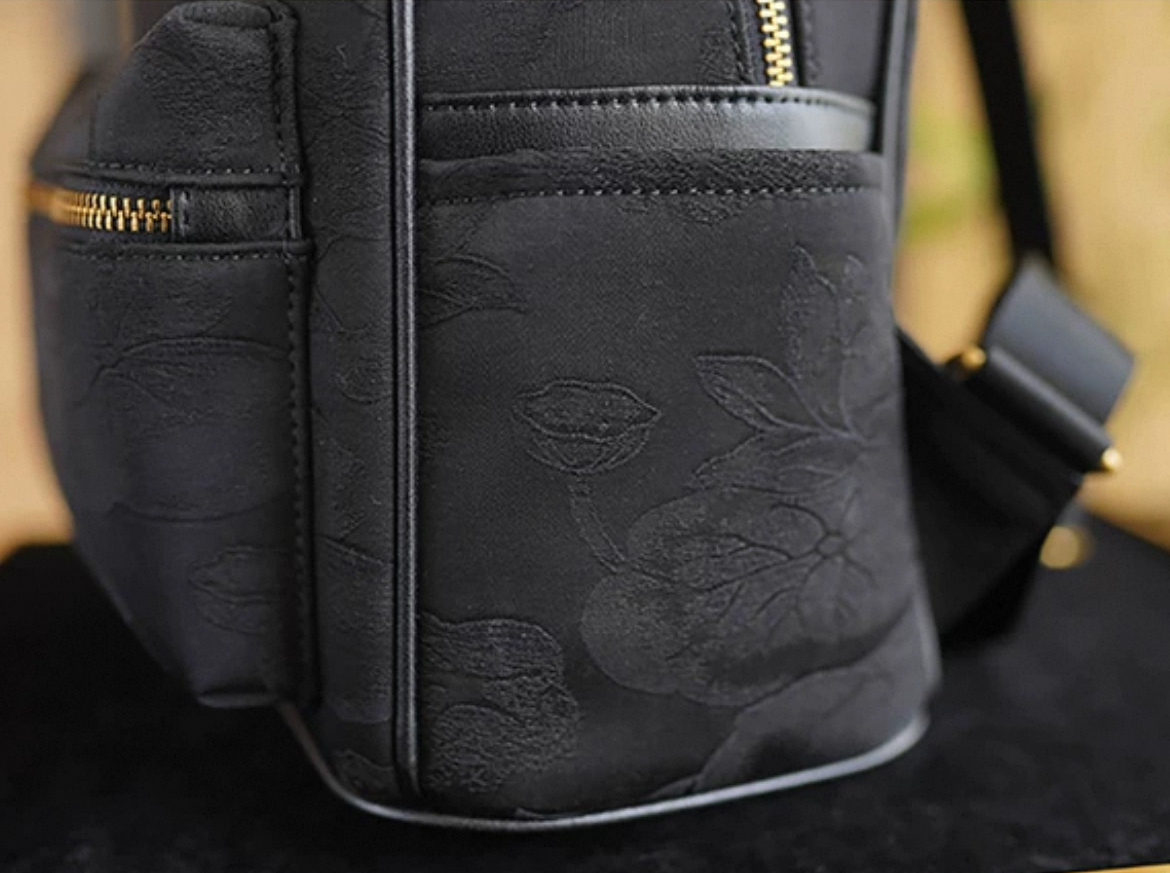 Guangdong Gauze Zipper Backpack - Image 6