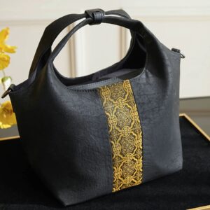 Guangdong Gauze Handbag with Ding Sheng Pattern