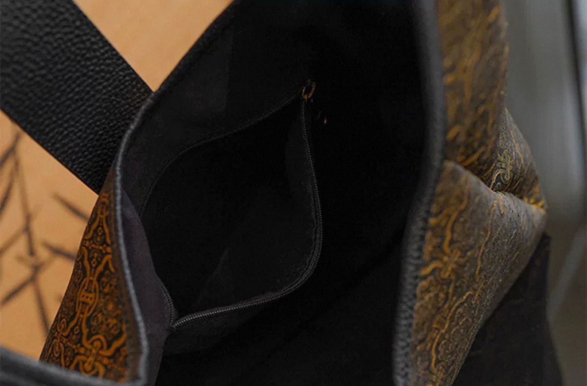Song Brocade Shoulder Bag with Ding Sheng Pattern - Image 9