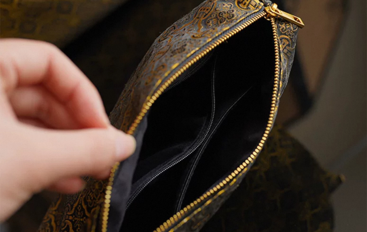 Song Brocade Shoulder Bag with Ding Sheng Pattern - Image 8