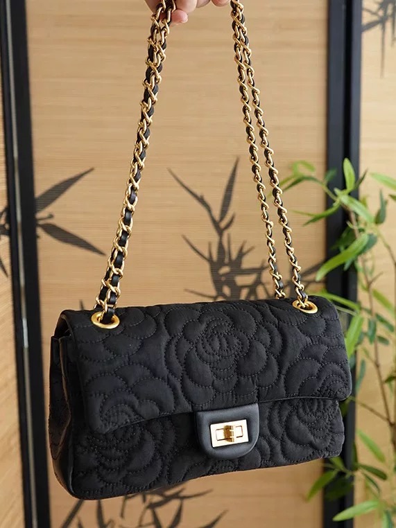 Guangdong Gauze Crossbody Bag - Black - Image 3