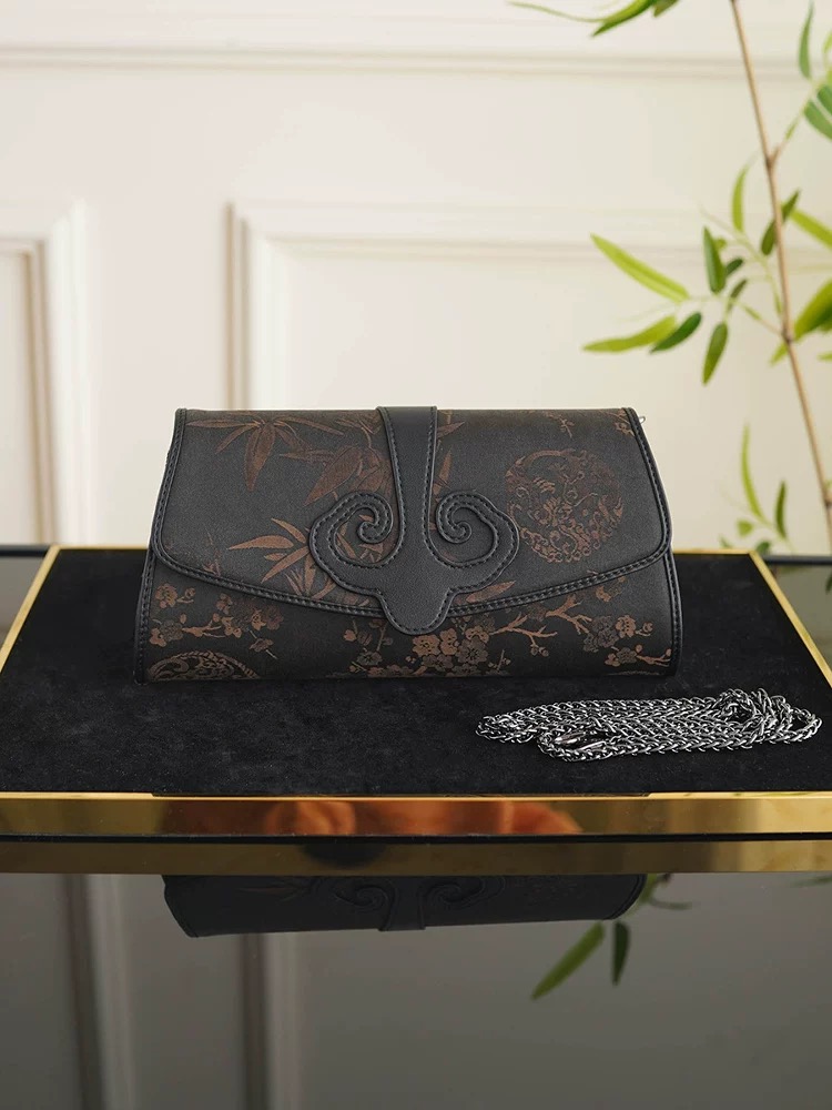 Ruyi Lock Guangdong Gauze Handbag - Image 2