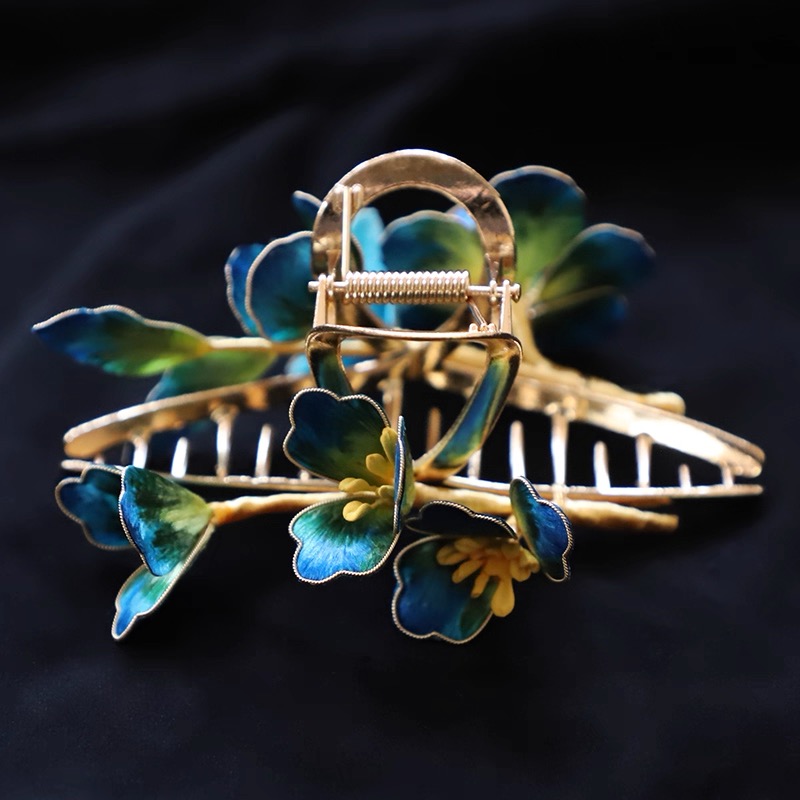 Velvet Blossom Hair Claw