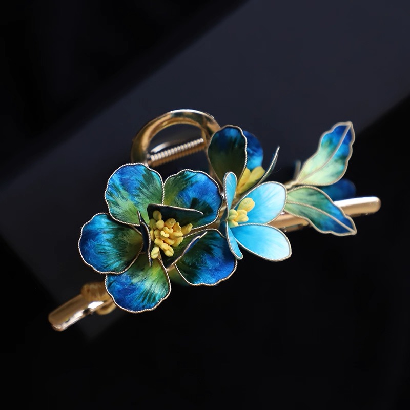 Velvet Blossom Hair Claw - Image 2